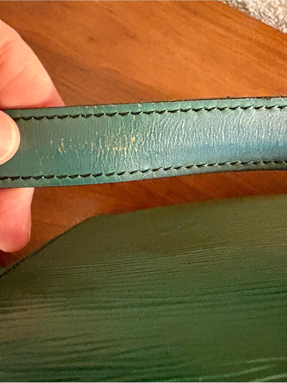 Auth Vintage Louis Vuitton Epi Leather Cartouchière MM Bag in Green - READ - Picture 10 of 16
